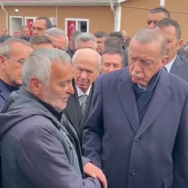 Depremzede, CHP'li Öztürk'ün konteyner vaadini aktardı