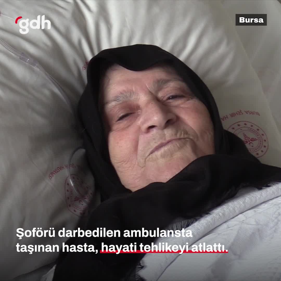 Bursa'da darp edilen şoförlü ambulansın hasta yaşlı kadını hayati tehlike atlattı