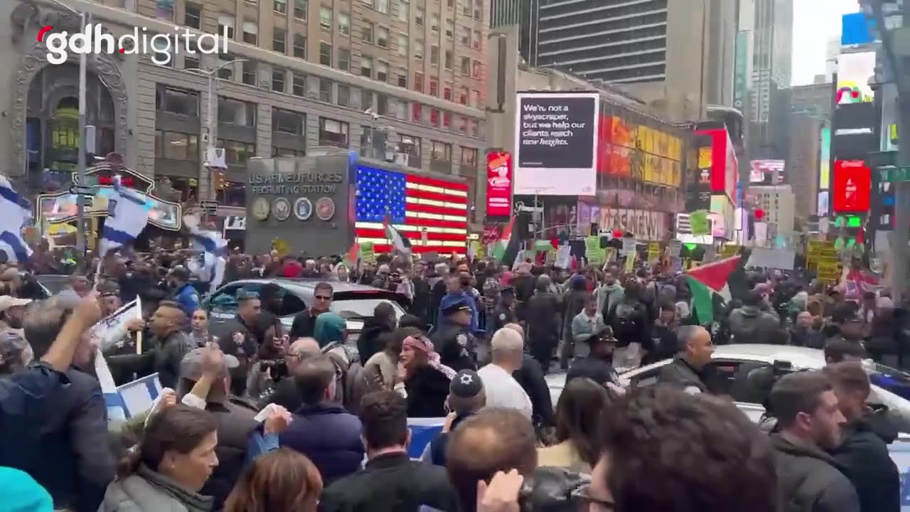 New York'ta İsrail-Filistin destek gösterisinde gerginlik yaşandı