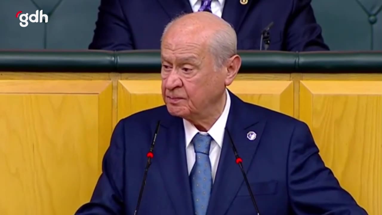 Bahçeli, grup toplantısında Akif İnan’ın şiirini okudu