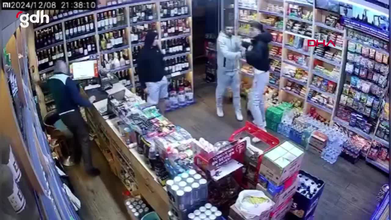 İstanbul'da sahte içki iddiasıyla tekelciyi bastı