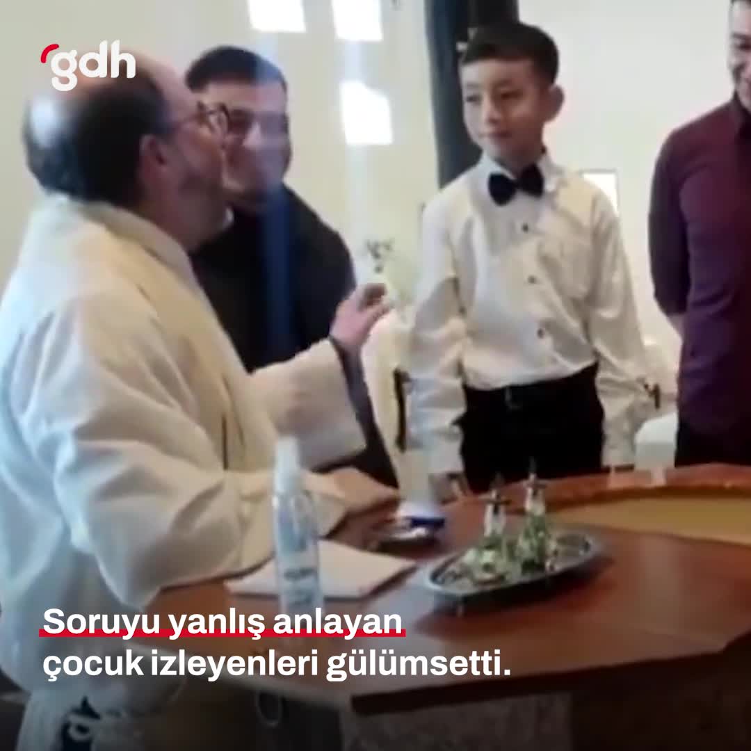 Hristiyanlık yerine Messi olmak isteyen çocuk!