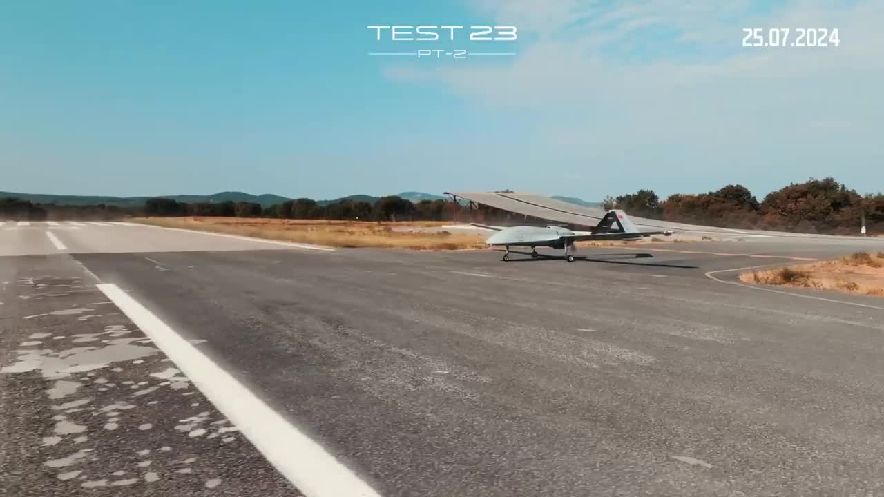 Bayraktar TB3 SİHA’nın uçuş testleri sürüyor