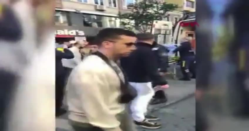 Sultanahmet'te tramvay kazası seferleri durdurdu
