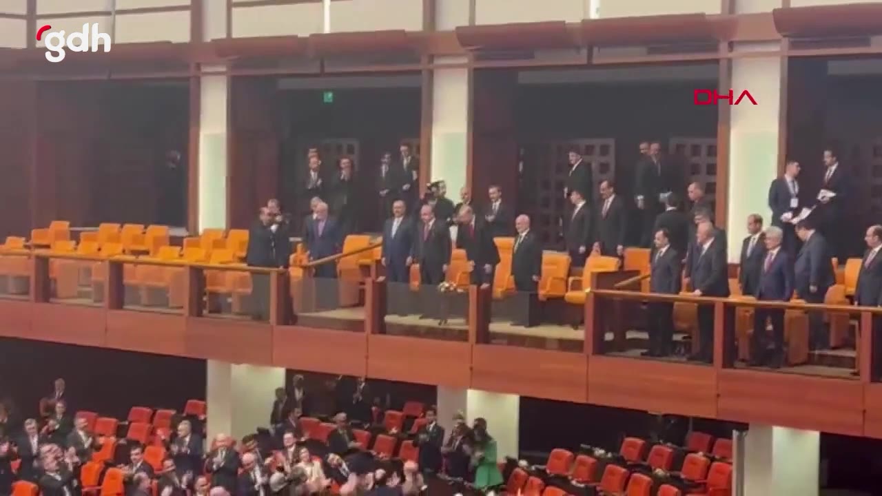 Kılıçdaroğlu, Erdoğan TBMM'ye geldiğinde ayağa kalkmadı
