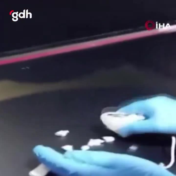 Karşıyaka'da uyuşturucu satıcısı yakalandı, kokain ele geçirildi