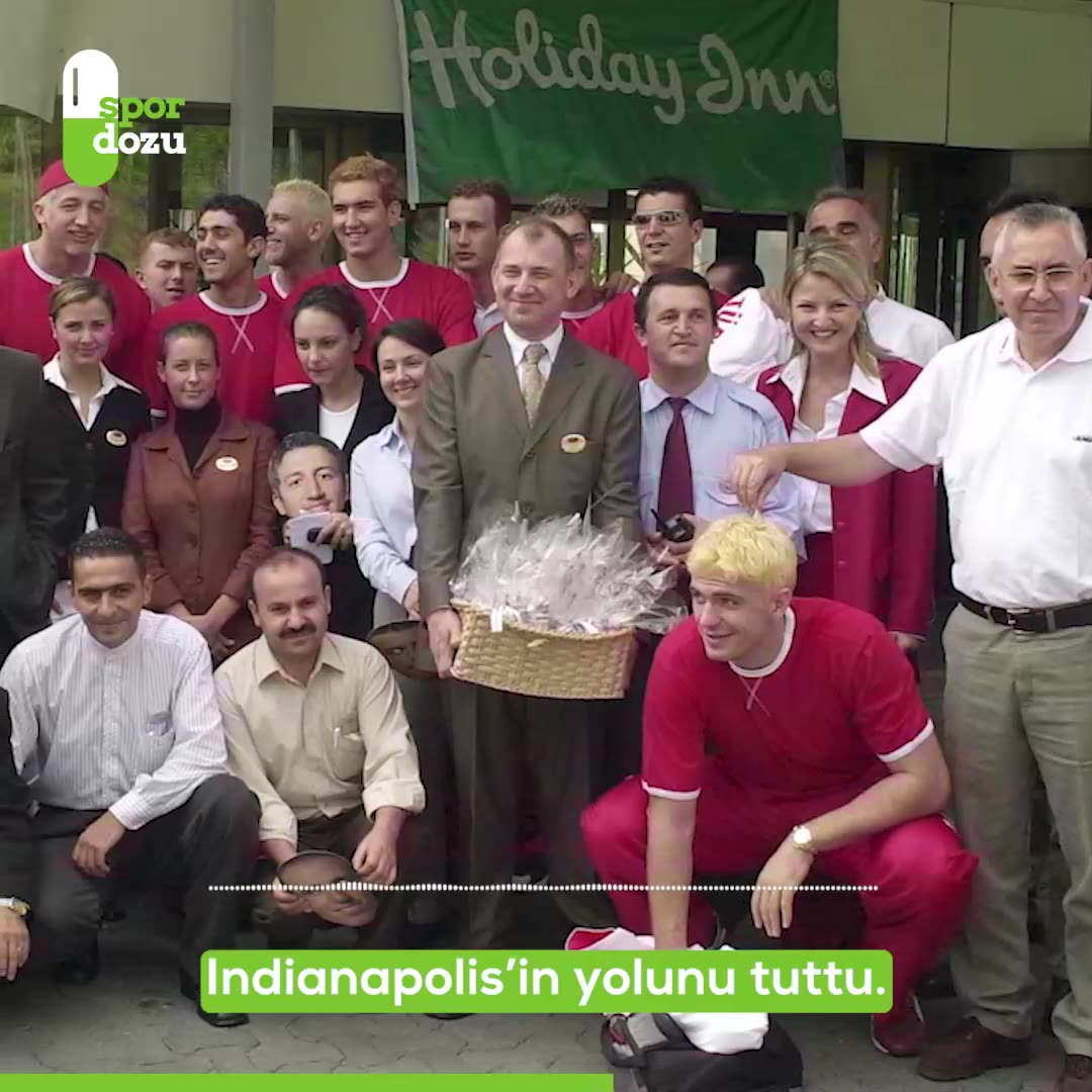 12 Dev Adam 2002'de saç totemi yaptı, biri katılmadı