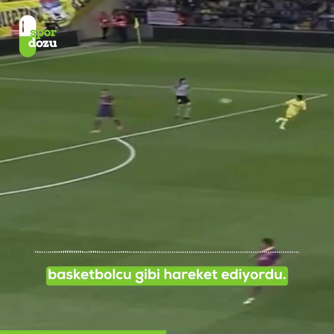 Barcelona'nın kalecisi Pinto, artık şarkıcı oldu!