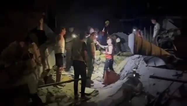 İsrail ordusu, Gazze'deki Endonezya Hastanesi'ni vurdu