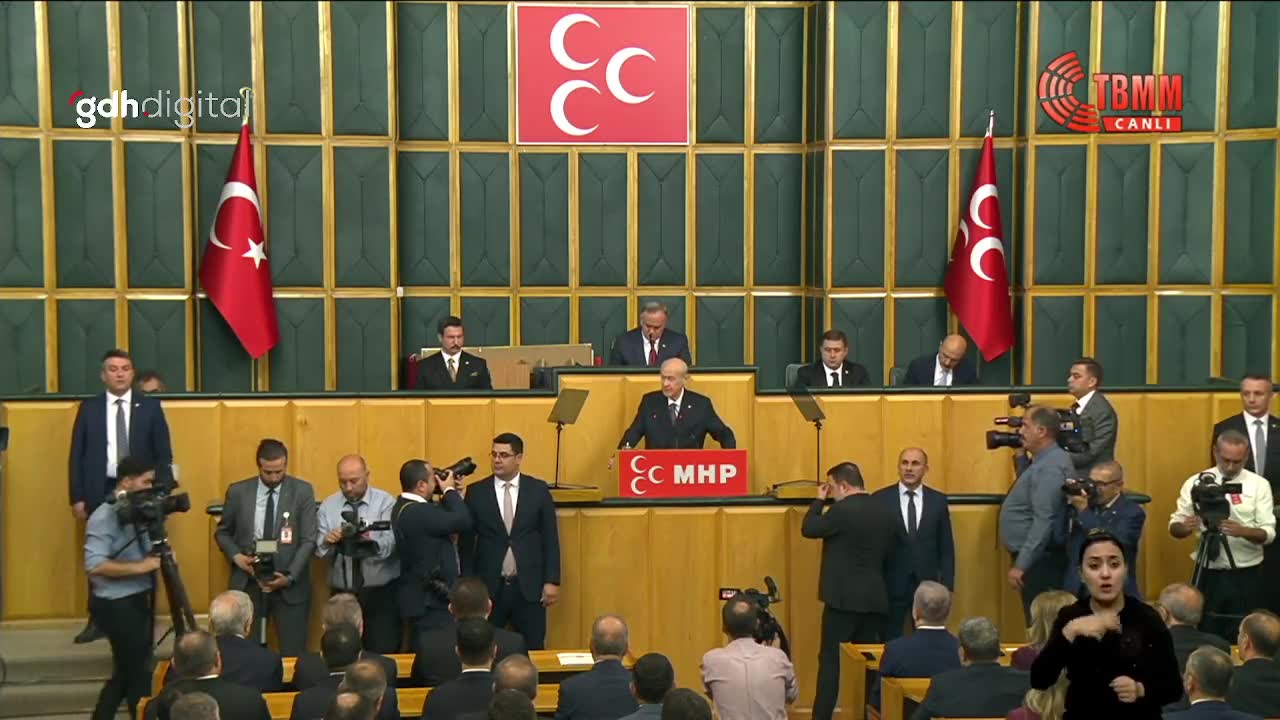 Bahçeli: İki devletli çözüm olmadan barış hayaldir