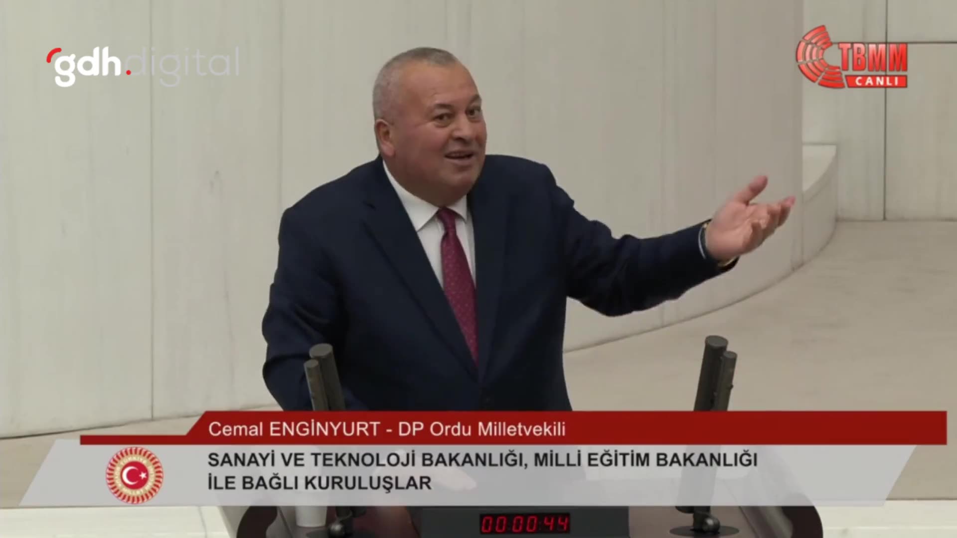 Demokrat Partili Enginyurt: 'Küfür etmek adamlıktır'