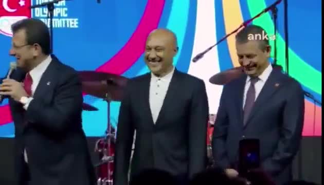 İmamoğlu, Paris'teki Palais Galliera'dan geri dönmeyecek!