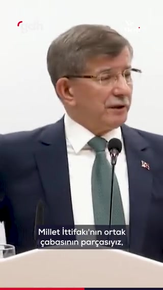 Mutfakta biriler, balkonda biz varız