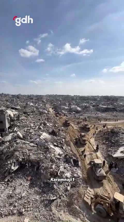 İsrail'in 16 aydır bombaladığı Cebaliye kampı görüntüleri