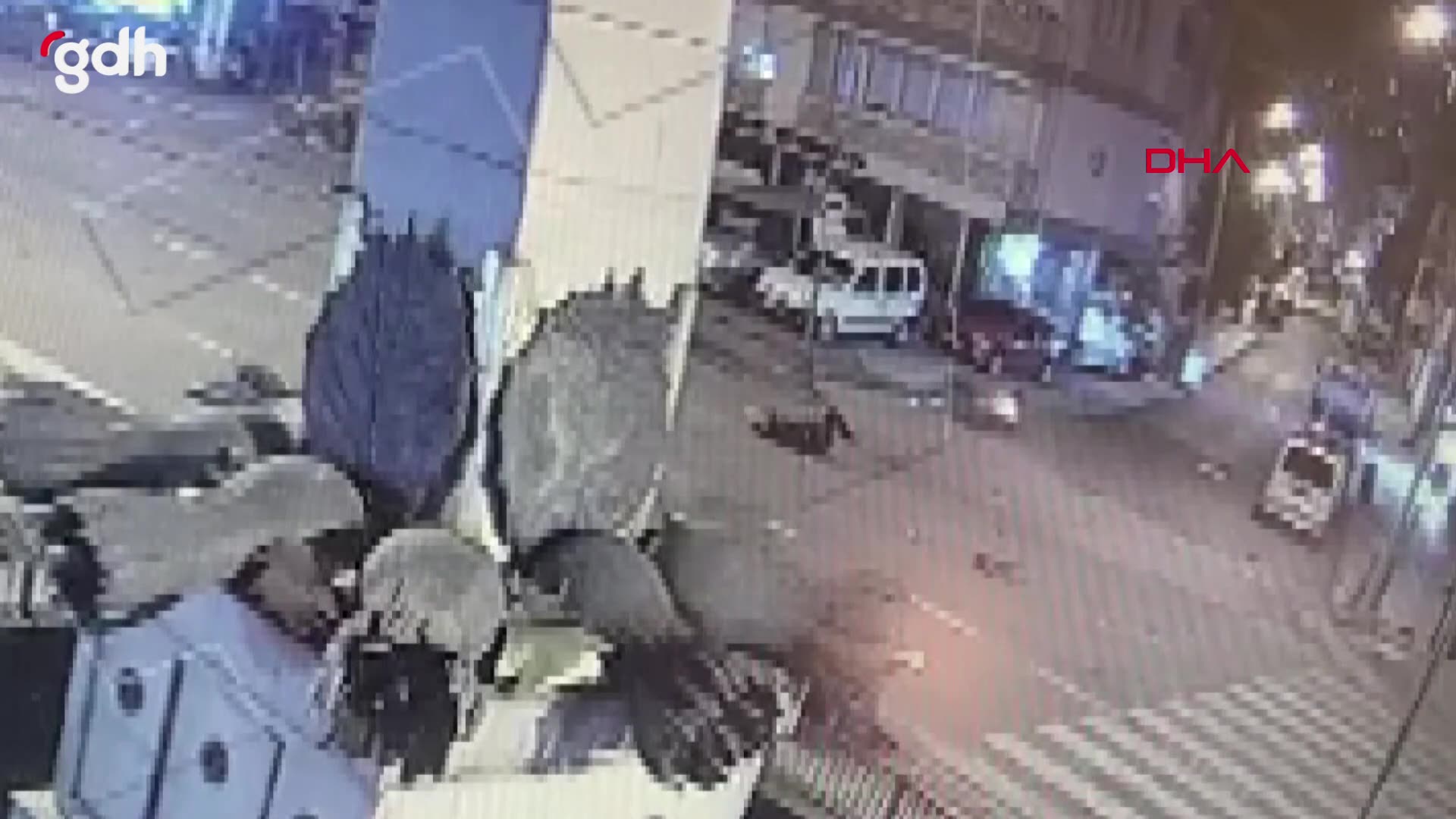 Ordu'da alkollü sürücü motokuryeye çarptı, bacağı kesildi