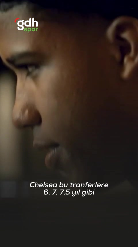 Chelsea, bir sezonda en çok transfere para harcayan kulüp!