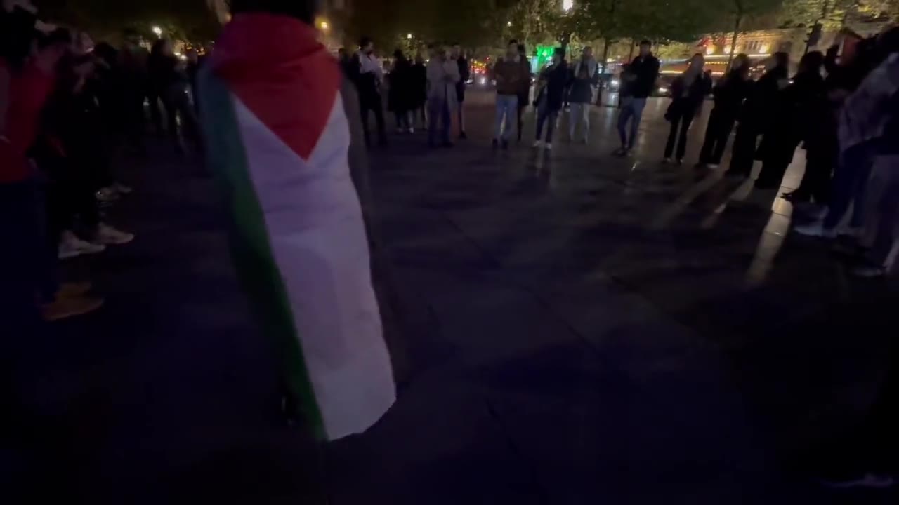 Paris'te Filistin'e destek gösterisi yapıldı