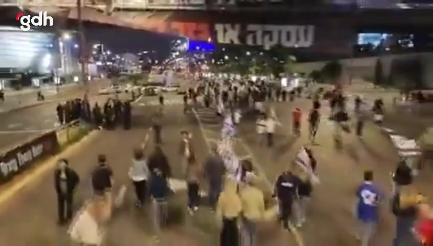 Hayfa'da Netanyahu'nun istifası için protesto düzenlendi