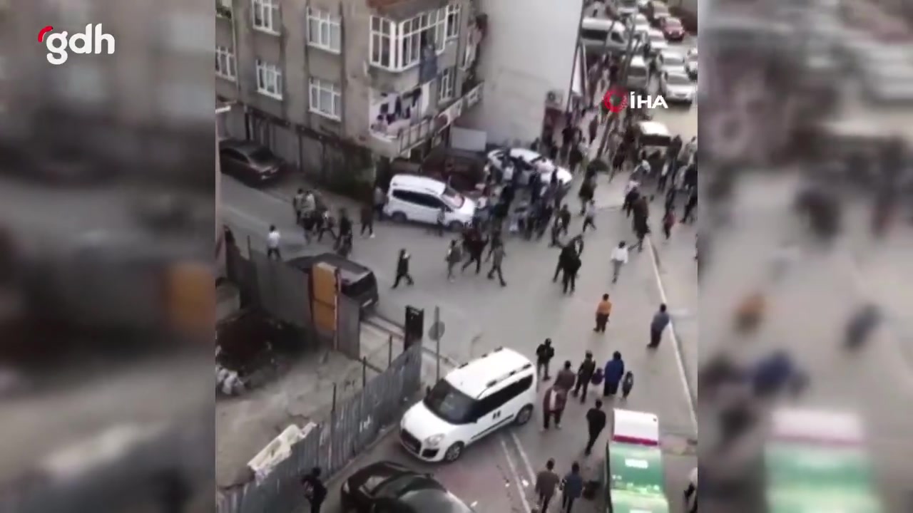 Esenyurt'ta izinsiz gösteri sırasında sürücüye linç girişimi