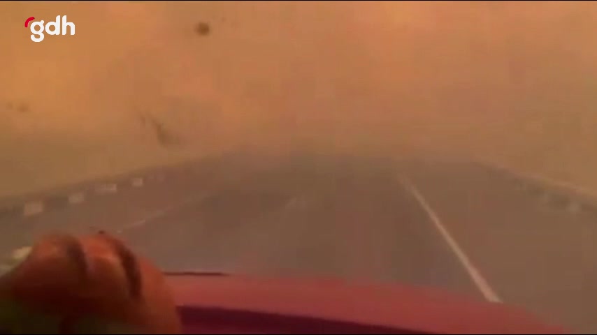 Teksas'taki yangın 344 bin hektara yayıldı, Oklahoma'ya sıçradı