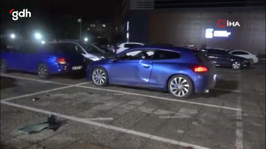 Bursa'da çakmak gazı çeken 3 arkadaş yaralandı, araç kullanılamaz hale geldi