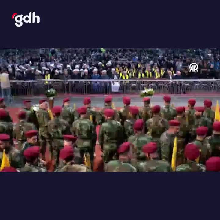 Hizbullah Komutanı Fuad Şükür için Beyrut’ta cenaze töreni