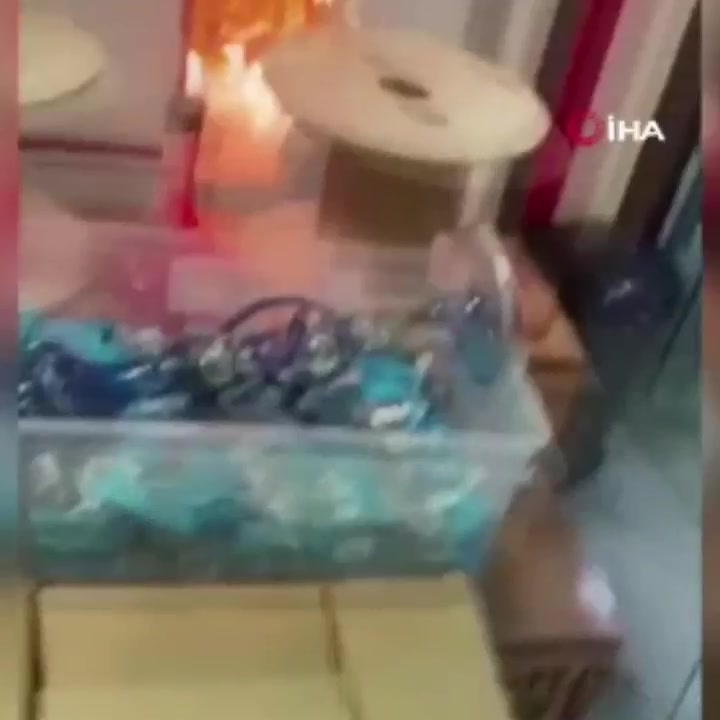 Büyükçekmece'de kaçak tütün baskınında M.M. iş yeri ateşe verdi