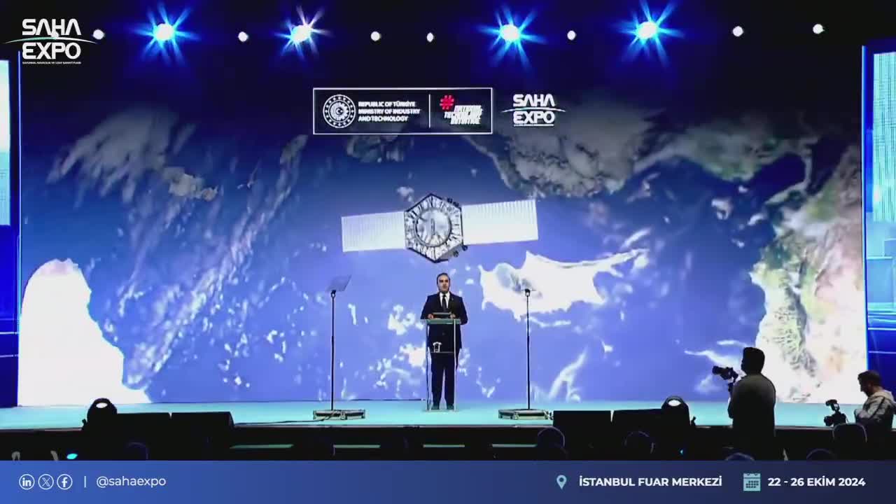 Bakan Kacır: Türkiye Uzayda Haklarını Korumaya Hazır