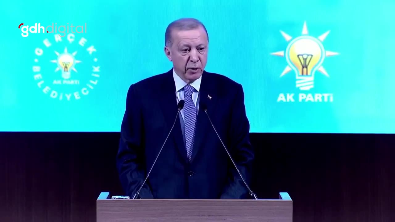 Erdoğan: Türkiye'yi zayıf günlerine döndürmek isteyenler var