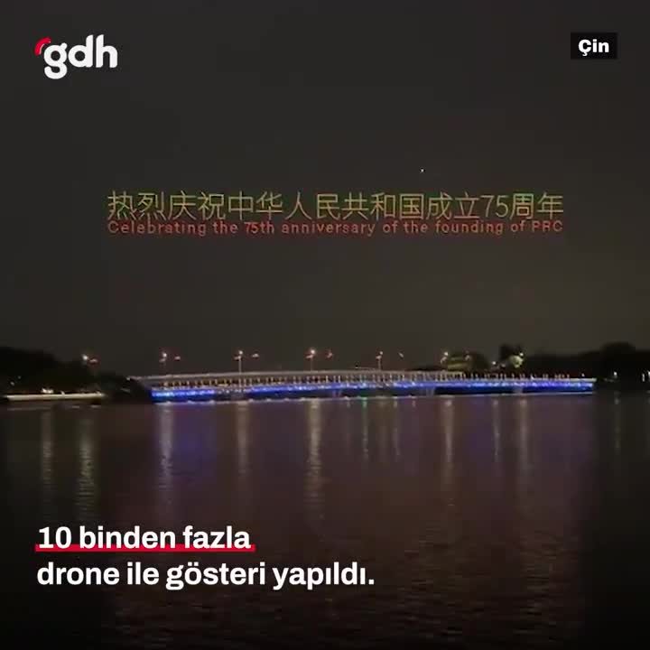 Çin'de 10 binden fazla drone'la gösteri yapıldı