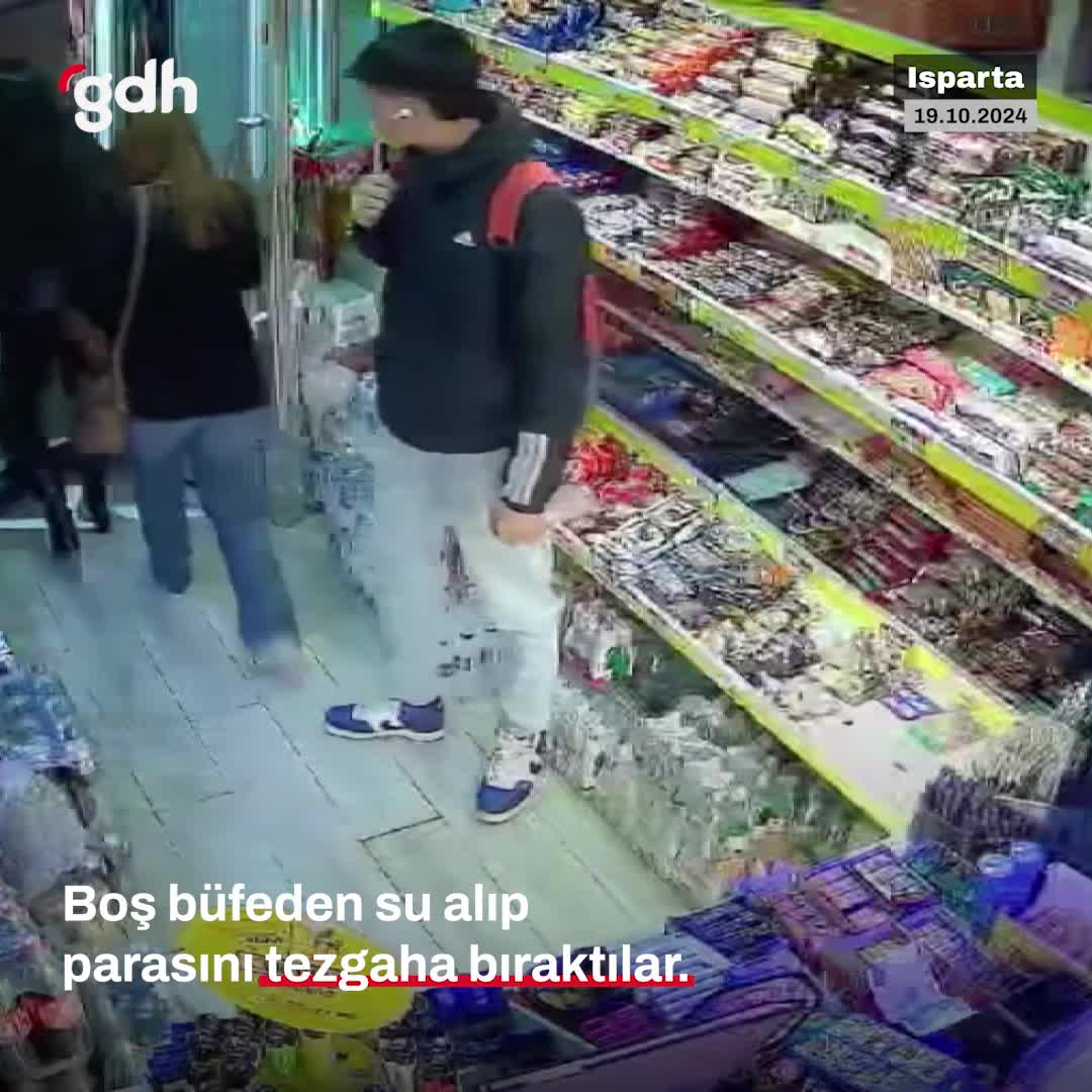 Isparta'da kadınlar, yangın mağdurlarına su alırken markette yalnız kaldı