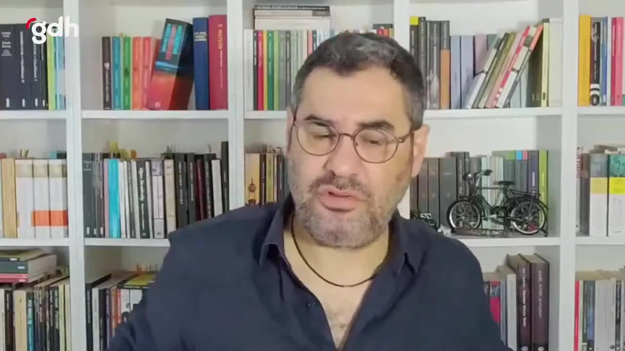 Enver Aysever: İmamoğlu'nun nefesi yetersiz, Özel'in siyaseti bitti