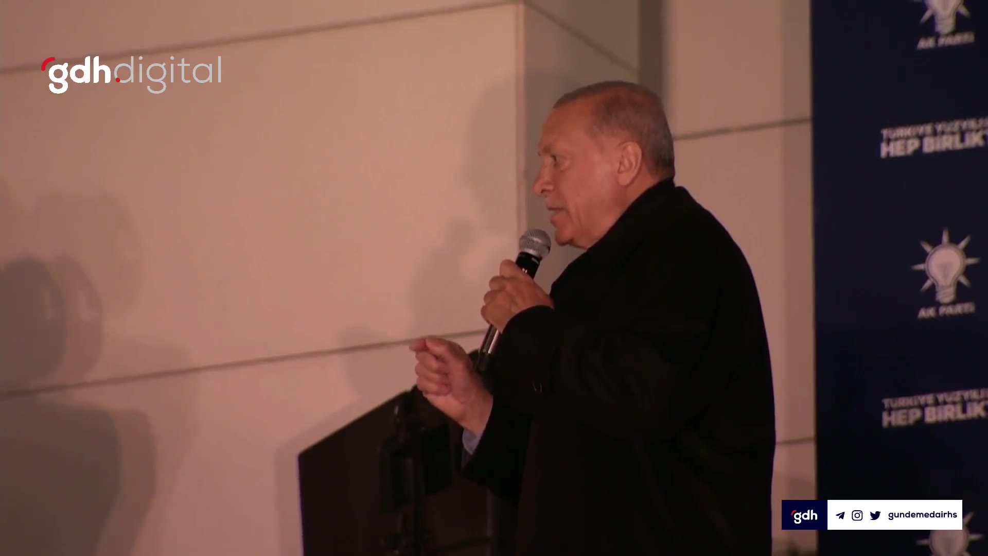 Erdoğan: Milletimizin tercihi ikinci turdan yana, saygı duyarız