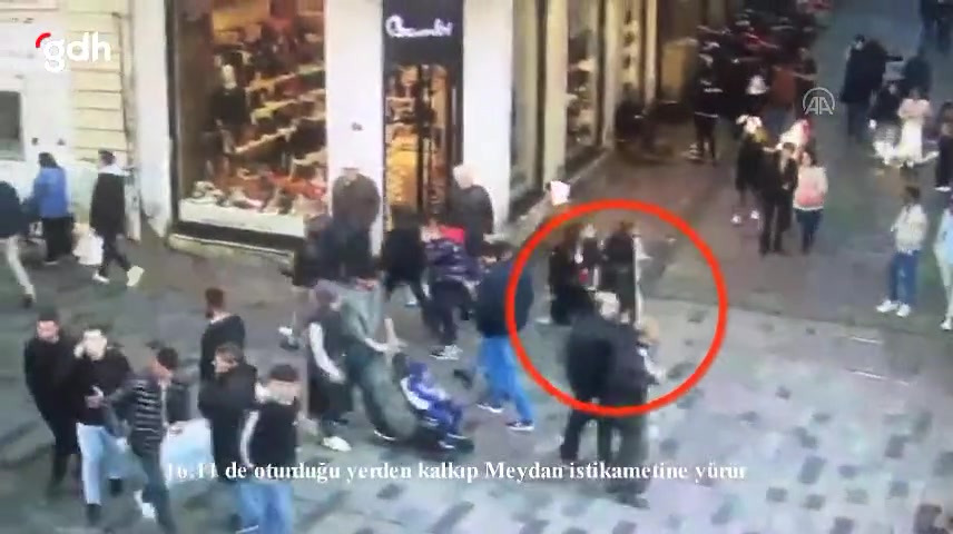 Beyoğlu'ndaki terör saldırısının görüntüleri yayınlandı