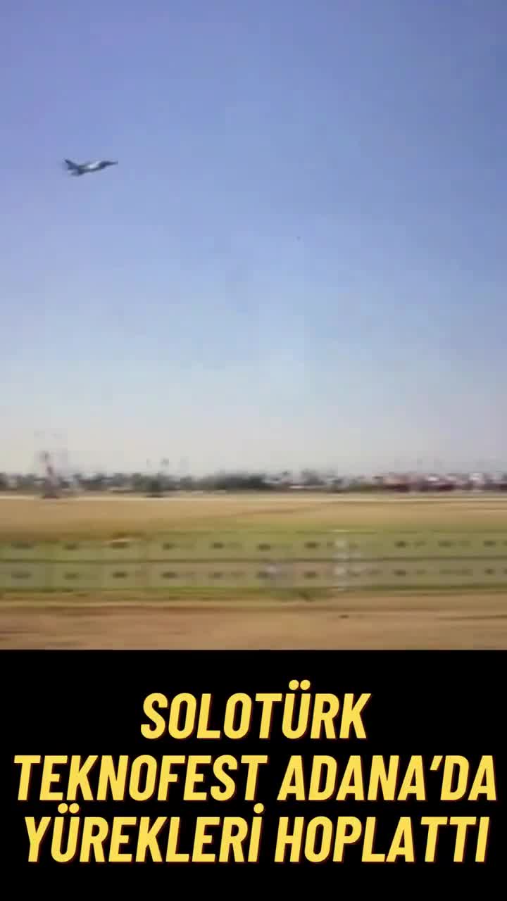 SOLOTÜRK, TEKNOFEST Adana'da gösteri uçuşuyla heyecan kattı