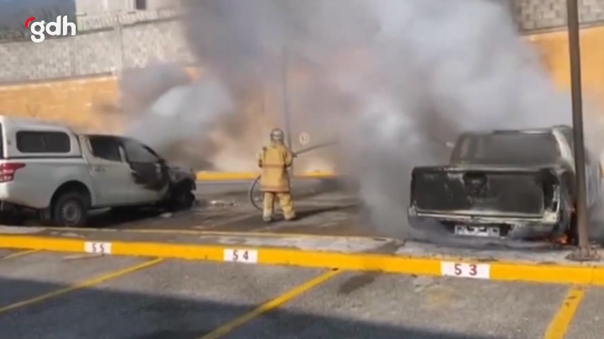 Guerrero'da protestocular, kaybolan 43 öğrenci için hükümet binasını yaktı