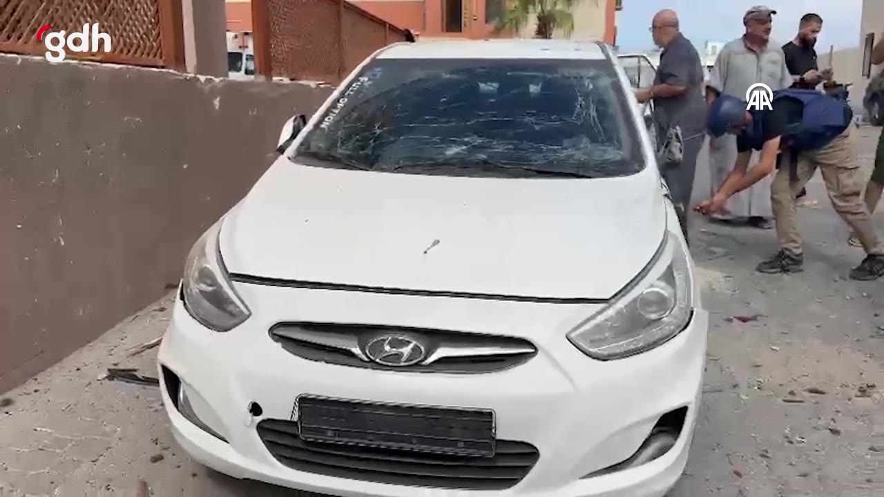İsrail ordusu Gazze'nin Han Yunus'taki ambulansı bombaladı