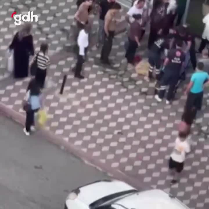 Altındağ'da parkta köpeklerin saldırdığı kız çocuğu hastaneye kaldırıldı