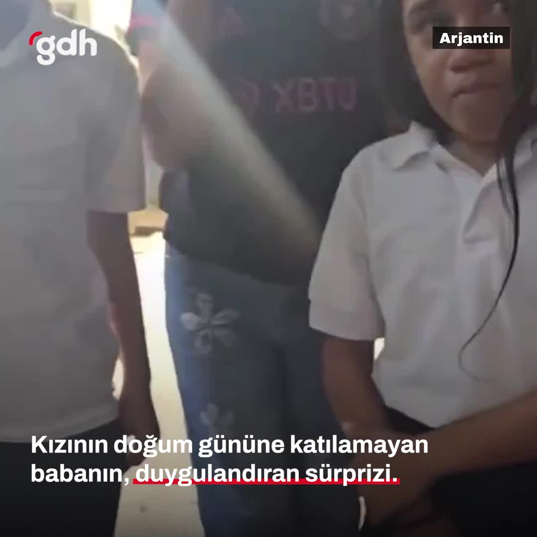 Adam, doğum gününde kızı için peluş oyuncağı gönderdi