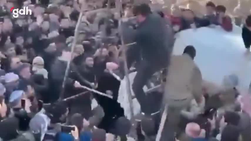 "Azrail" lakaplı gardiyan Uveys Sallum, idam edildi