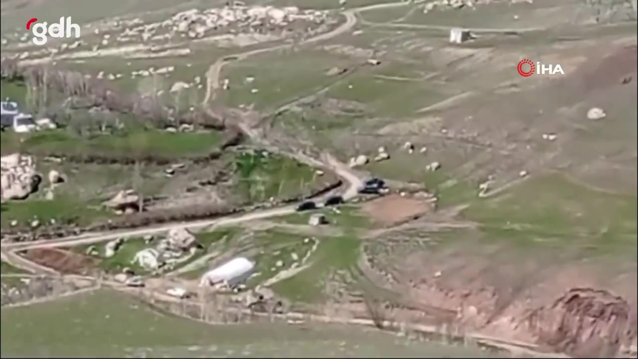 Define avcıları kırsalda mühimmat buldu, jandarma müdahale etti