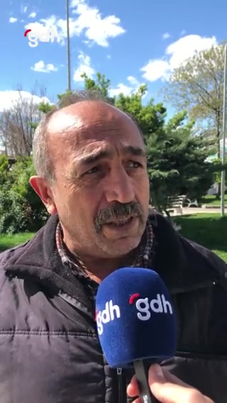 Depremzede: "Cumhur İttifakı'na güvenirim, Altılı Masa güven vermiyor."