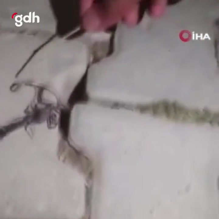 Kozluk'ta vatandaş, akreple müzik eşliğinde gezdi!