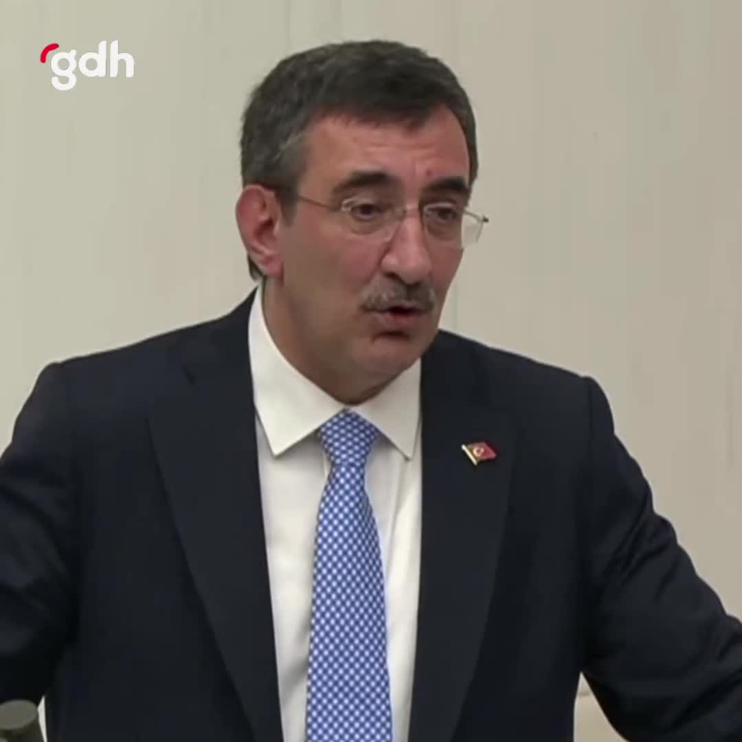 Cevdet Yılmaz: Güvenlik risklerine rağmen ekonomik başarılar elde ettik