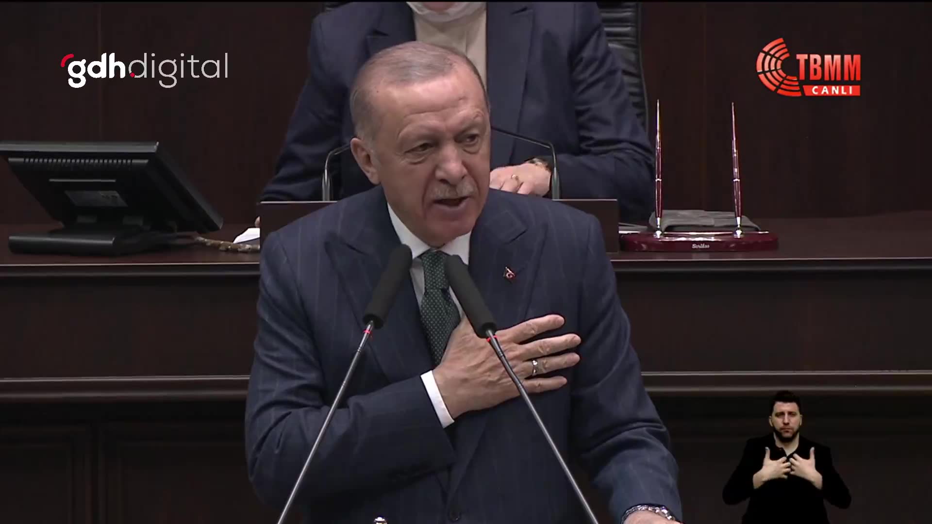 Erdoğan: Siyonist katillerin hedef göstermesi şeref madalyasıdır