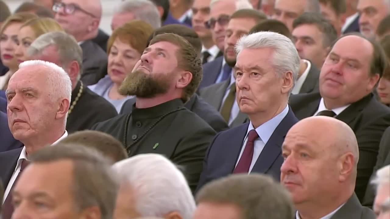Kadirov, Putin'in konuşması sırasında ağladı