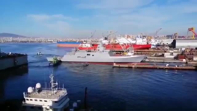 TCG İzmir (F-516) Fırkateyni Denize İndirildi