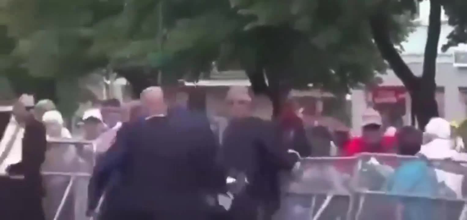 Fico'ya düzenlenen saldırının görüntüleri yayınlandı