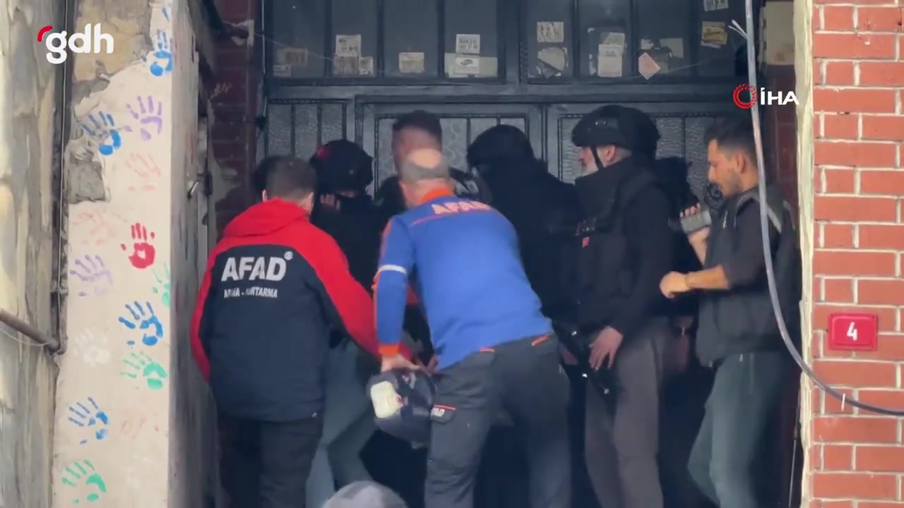 Adalet Sarayı saldırısı sonrası İdil Kültür Merkezi operasyonu görüntüleri