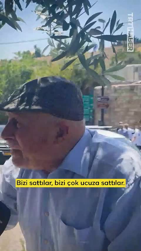 Mescid-i Aksa'da Filistinli dua etti, Erdoğan'a selam yolladı